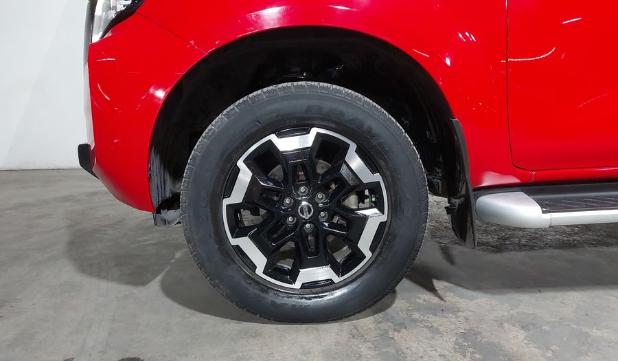 Nissan Frontier 2.5 PLATINUM LE AUTO Pickup 2022