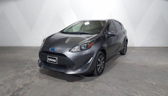 Toyota • Prius C