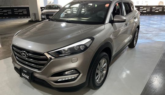 Hyundai • Tucson