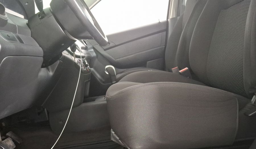 Chevrolet Aveo 1.6 AT C Sedan 2015