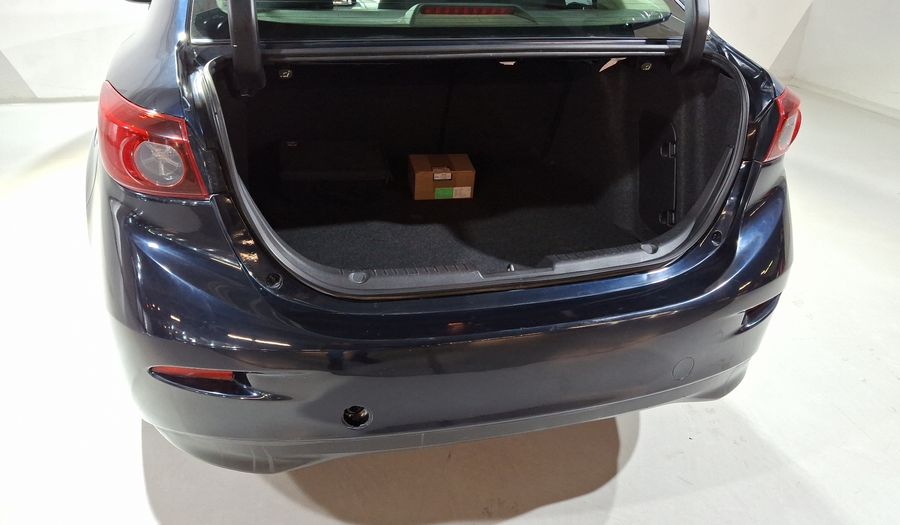 Mazda 3 2.5 SEDÁN S TA Sedan 2017