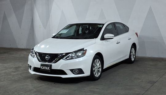 Nissan • Sentra