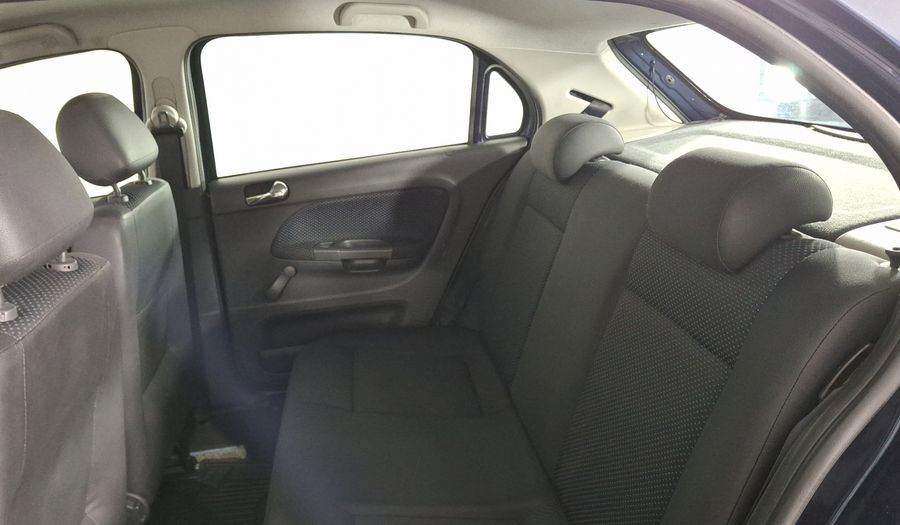 Volkswagen Gol 1.6 5 PTAS. CL A/A Hatchback 2016