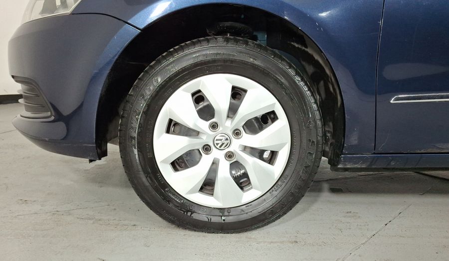 Volkswagen Gol 1.6 5 PTAS. CL A/A Hatchback 2016