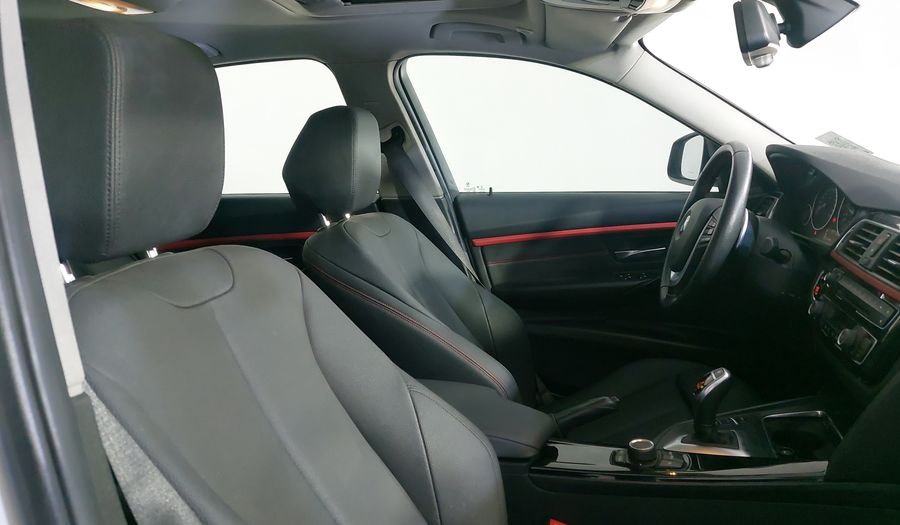 Bmw Serie 3 2.0 320IA SPORT LINE AUTO Sedan 2017