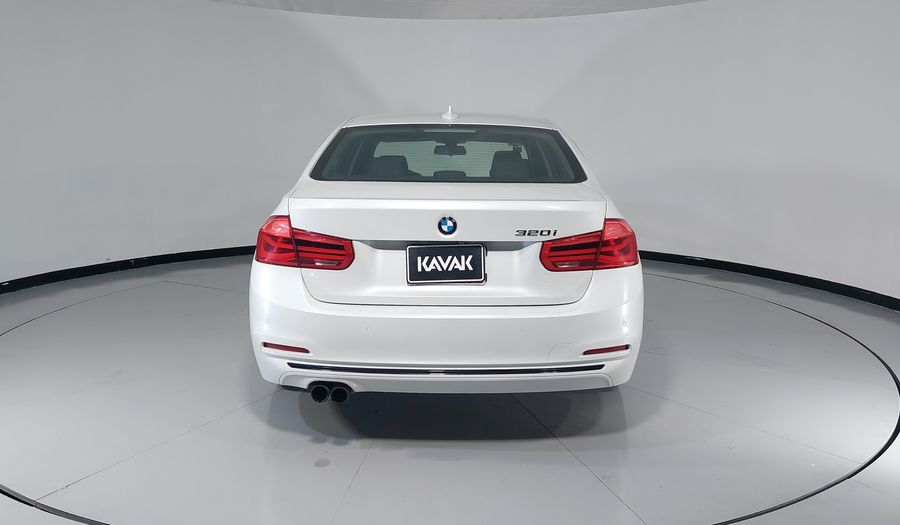 Bmw Serie 3 2.0 320IA SPORT LINE AUTO Sedan 2017