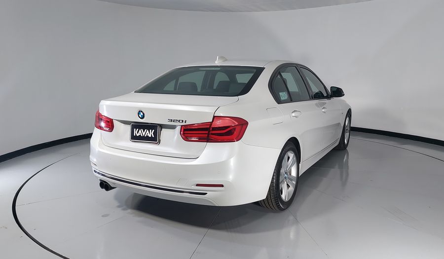 Bmw Serie 3 2.0 320IA SPORT LINE AUTO Sedan 2017