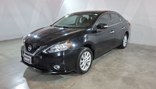 Nissan • Sentra