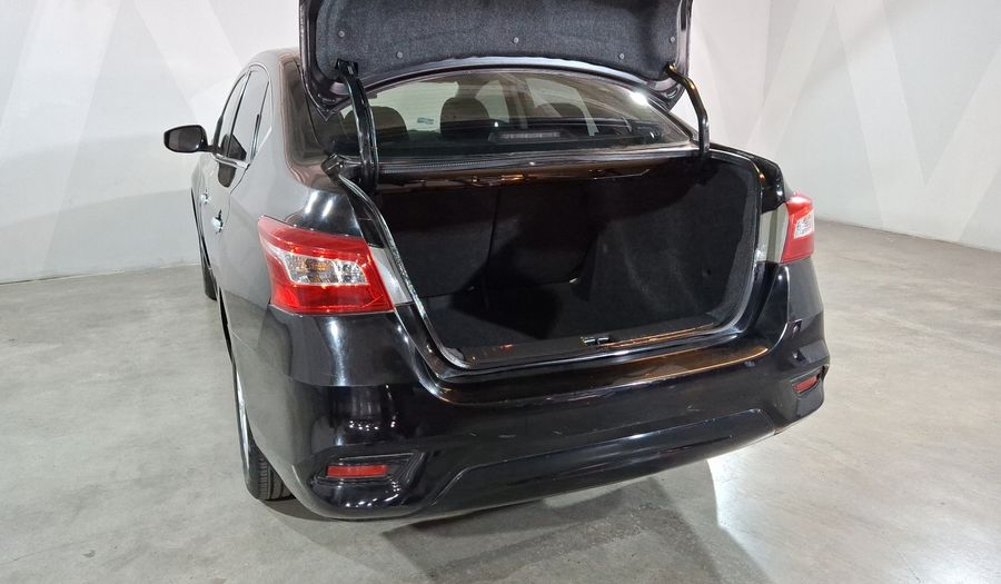 Autos Nissan Sentra 1.8 ADVANCE CVT Sedan 2017 usados | KAVAK México