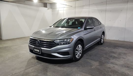 Volkswagen • Jetta