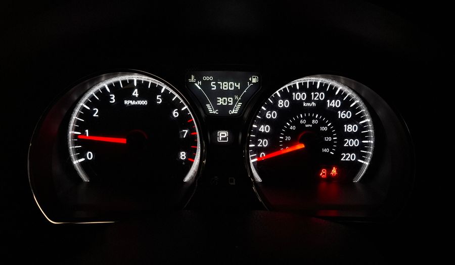 Nissan Versa 1.6 EXCLUSIVE AUTO Sedan 2018