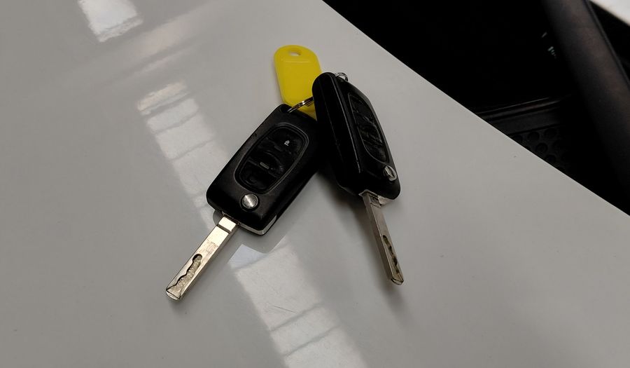 Citroen C4 2.0I 16V EXCLUSIVE Hatchback 2013