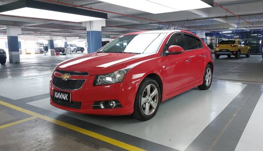 Chevrolet • Cruze