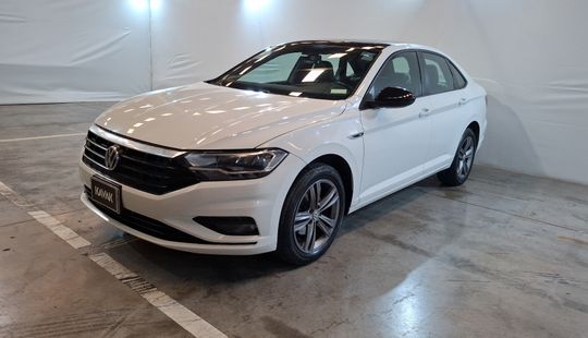 Volkswagen • Jetta