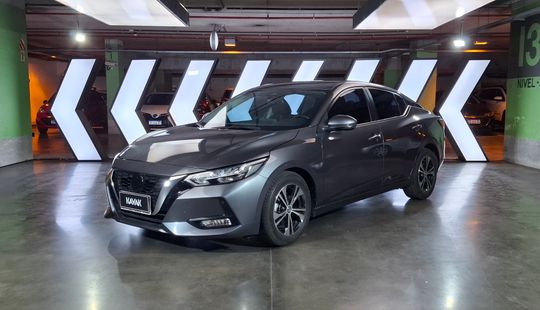 Nissan • Sentra