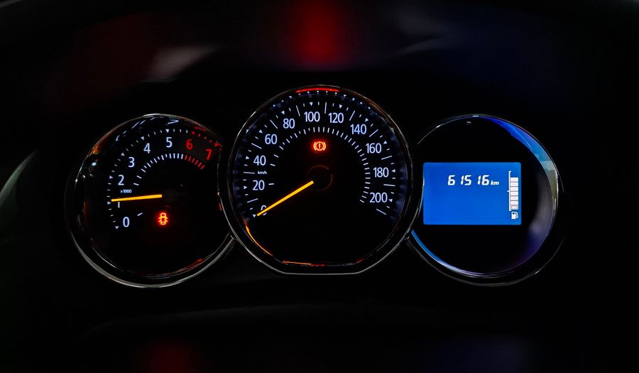 Renault Logan 1.6 PRIVILEGE Sedan 2017