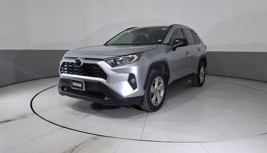 Toyota • RAV4