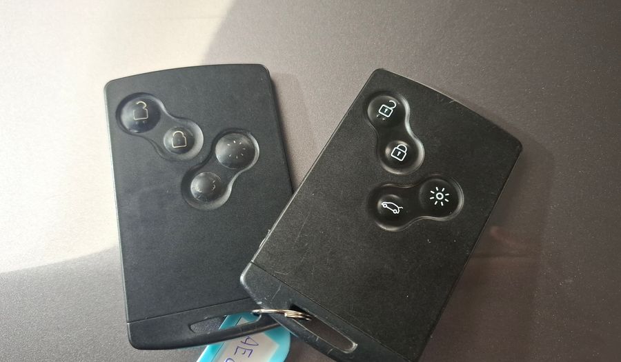 Renault Captur 1.6 INTENS CVT Suv 2020