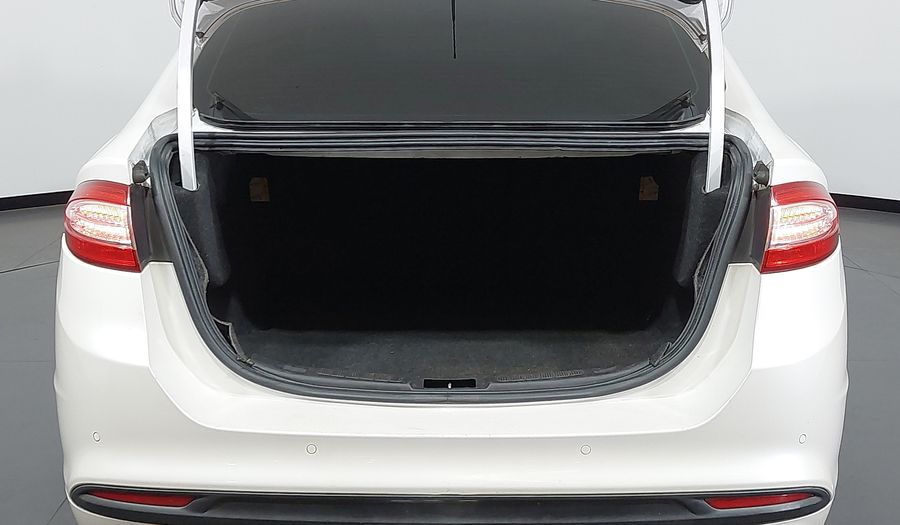 Ford Fusion 2.5 16V IVCT FLEX AUTO Sedan 2013