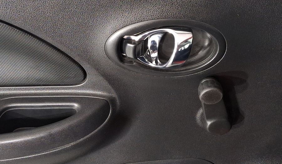 Nissan March 1.6 SENSE MT Hatchback 2016