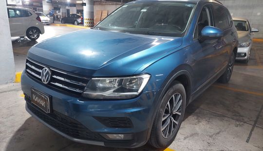 Volkswagen • Tiguan