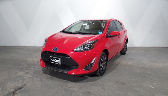 Toyota • Prius C