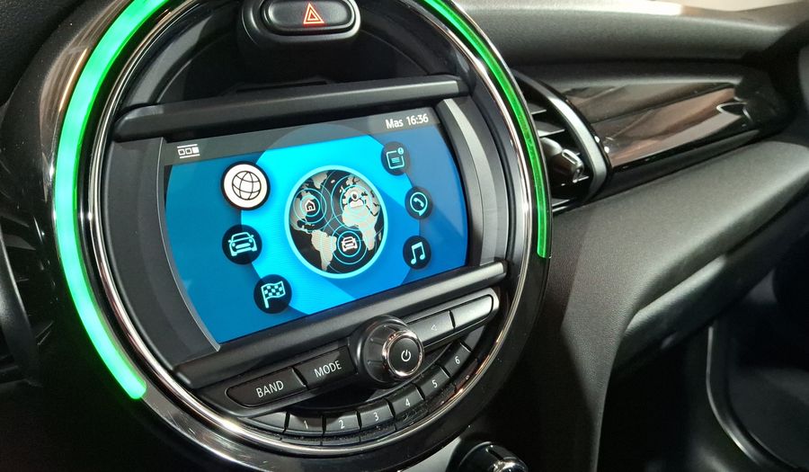 Mini Cooper 1.5 COOPER CHILI DCT Hatchback 2019