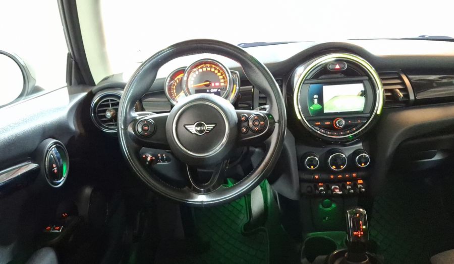 Mini Cooper 1.5 COOPER CHILI DCT Hatchback 2019