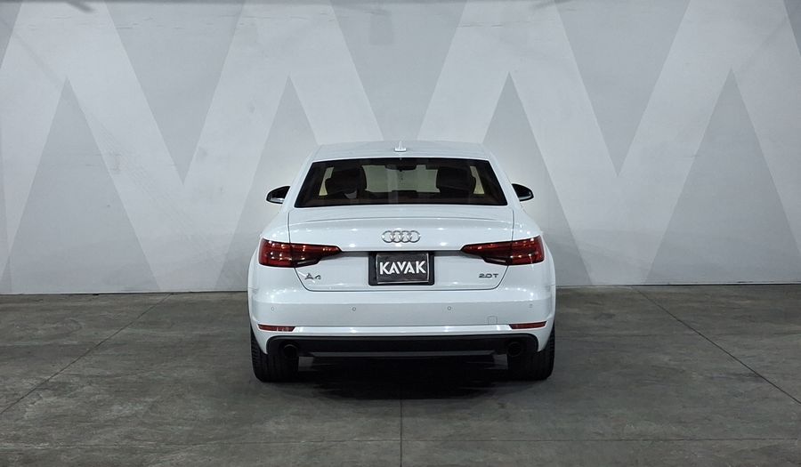 Audi A4 2.0 TFSI SELECT S-TRONIC Sedan 2017