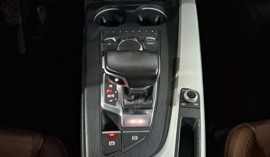 Audi A4 2.0 TFSI SELECT S-TRONIC Sedan 2017