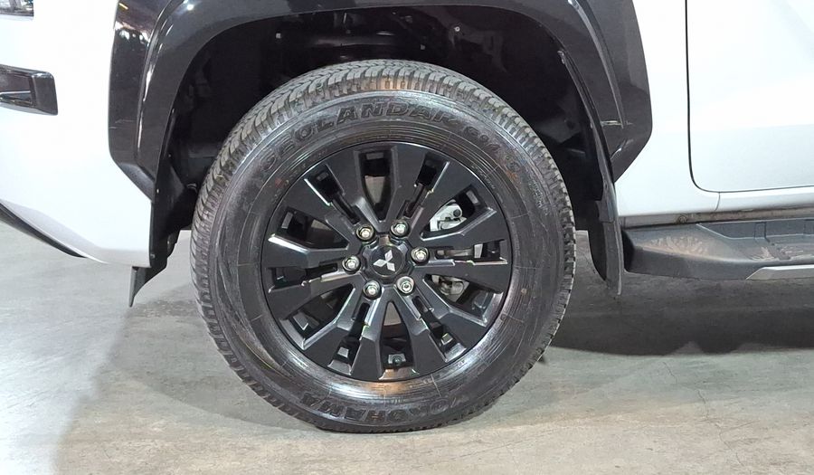 Mitsubishi L200 2.4 GSR DIESEL AUTO 4WD Pickup 2025