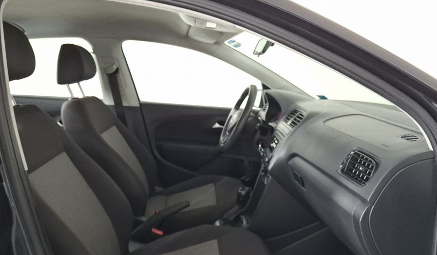 Volkswagen Vento 1.6 STARTLINE AUTO Sedan 2020