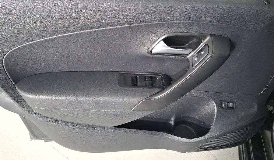 Volkswagen Vento 1.6 STARTLINE AUTO Sedan 2020