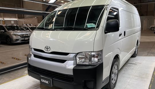 Toyota • Hiace