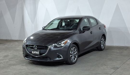 Mazda • Mazda 2