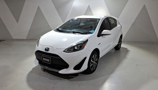 Toyota • Prius C