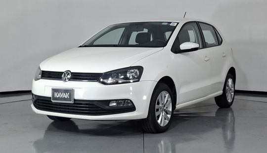 Volkswagen • Polo