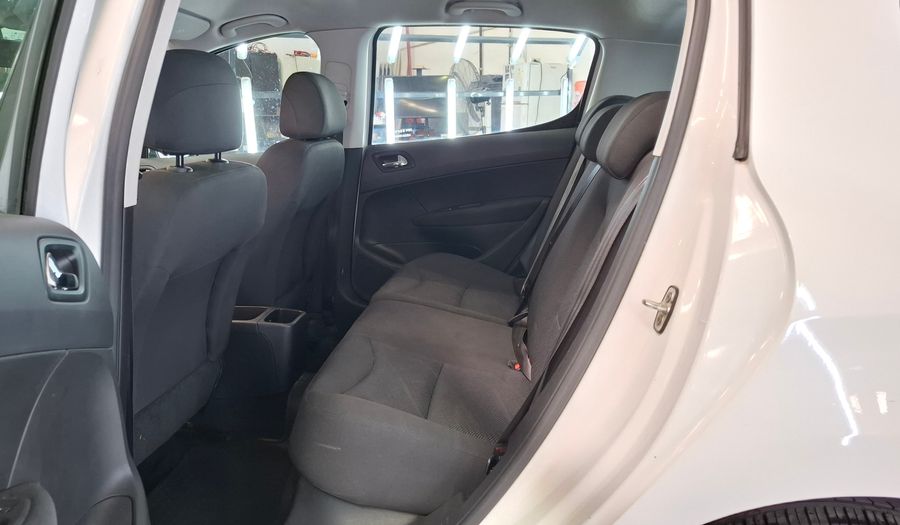 Peugeot 308 1.6 ACTIVE Hatchback 2014