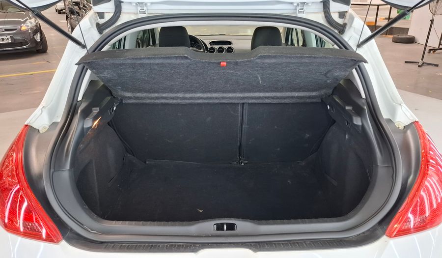 Peugeot 308 1.6 ACTIVE Hatchback 2014