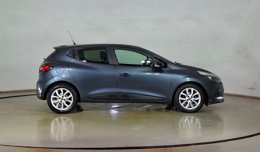 Renault Clio 1.2 AUTHENTIQUE Hatchback 2020