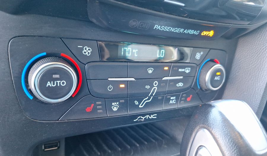 Ford Focus 2.0 TITANIUM POWER SHIFT Hatchback 2018