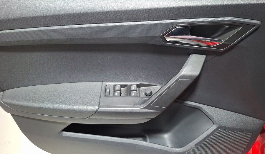 Seat Ibiza 1.6 STYLE Hatchback 2021