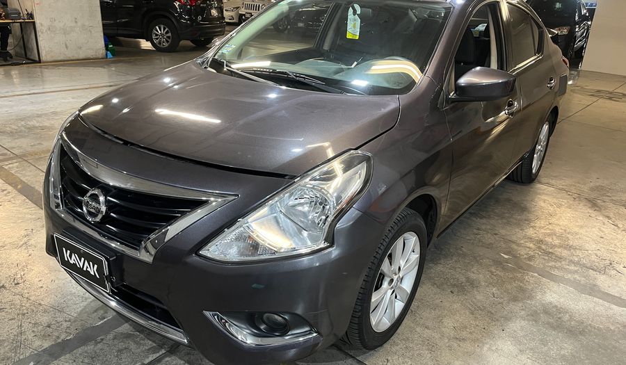 Nissan Versa 1.6 ADVANCE TM AC Sedan 2016