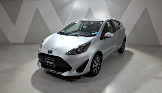 Toyota • Prius C