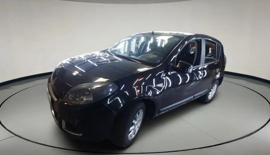 Renault • Sandero