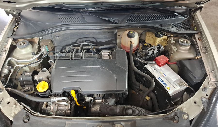 Renault Clio 1.1 MIO CONFORT PLUS ABC Hatchback 2013