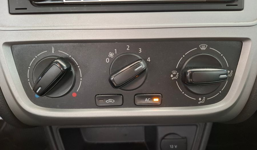 Volkswagen Gol Trend 1.6 PACK II Hatchback 2014