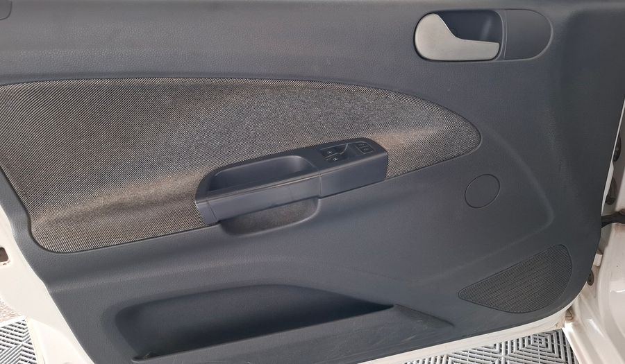 Volkswagen Gol Trend 1.6 PACK II Hatchback 2014