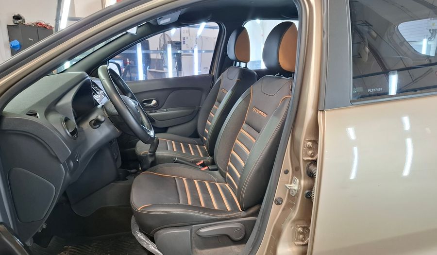 Renault Sandero Stepway 1.6 ZEN Hatchback 2022