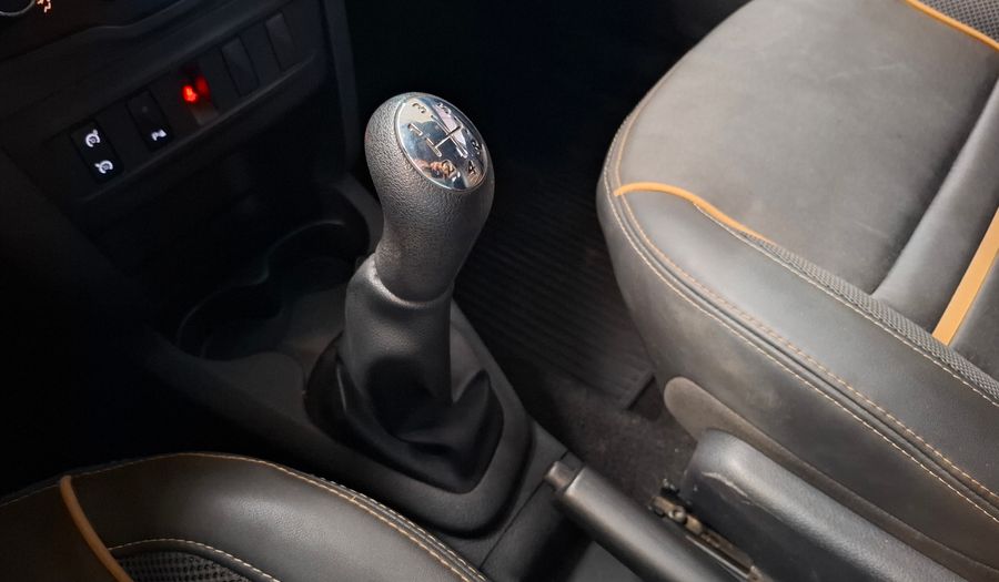 Renault Sandero Stepway 1.6 ZEN Hatchback 2022